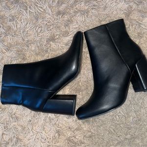 Madden Girl Black Boots with heel